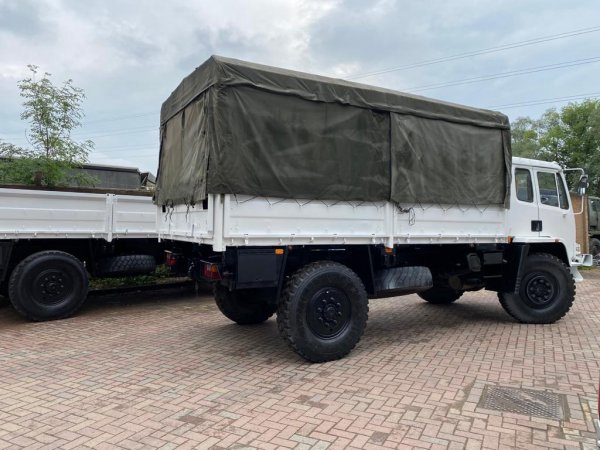 Leyland DAF 4x4 cargo truck ex army4